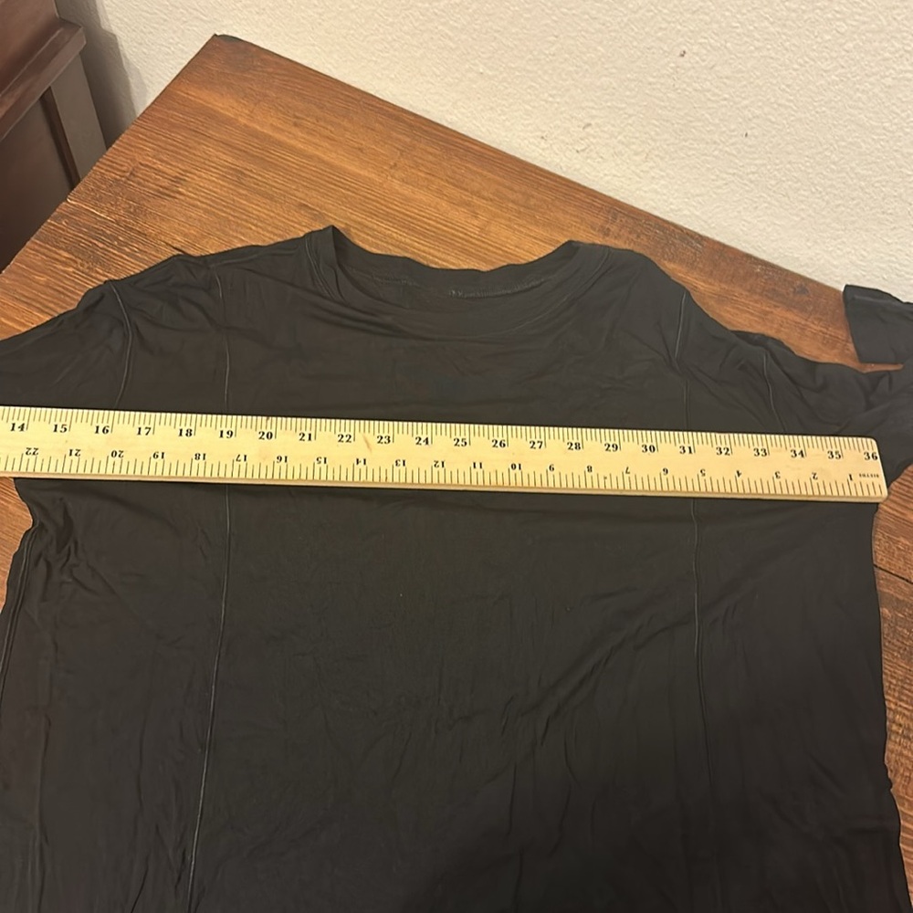 Lululemon long sleeve - Picture 4 of 6